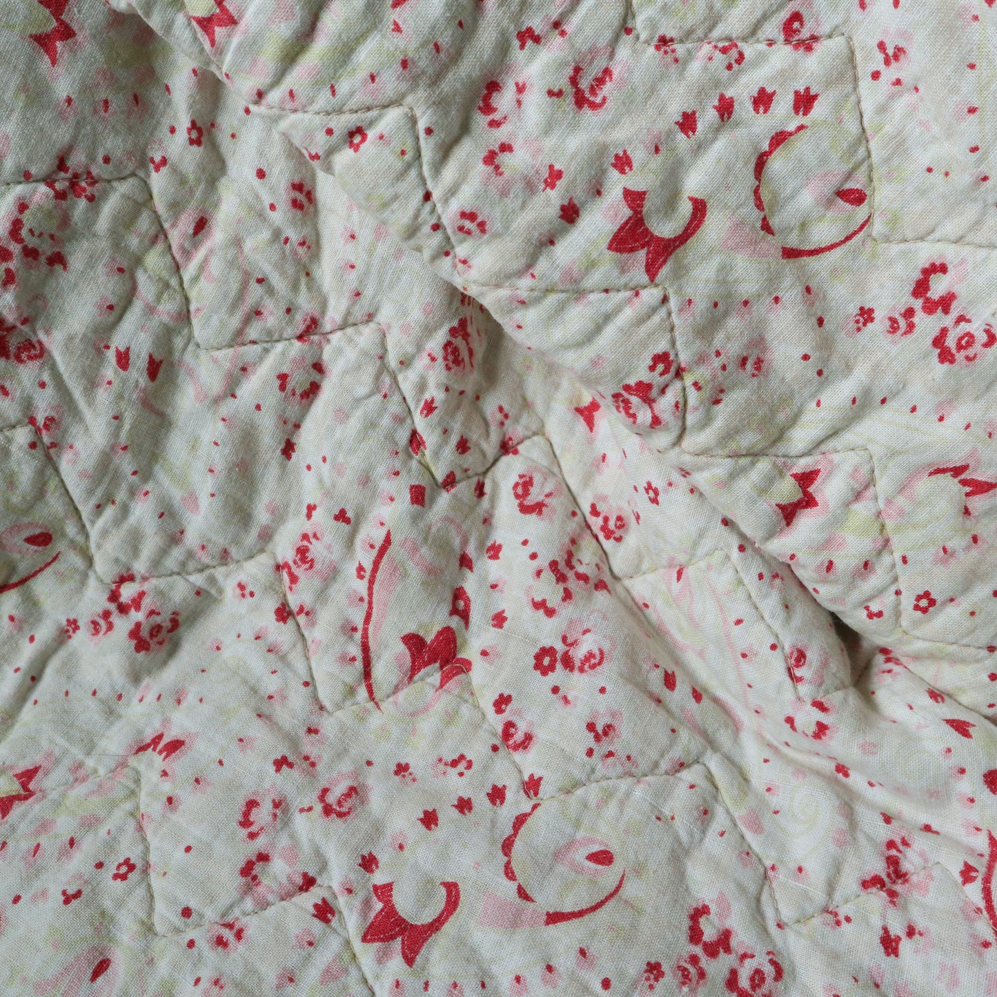 Vintage Faded Double sided/Reversible Cotton Quilt 226cm x 195cm