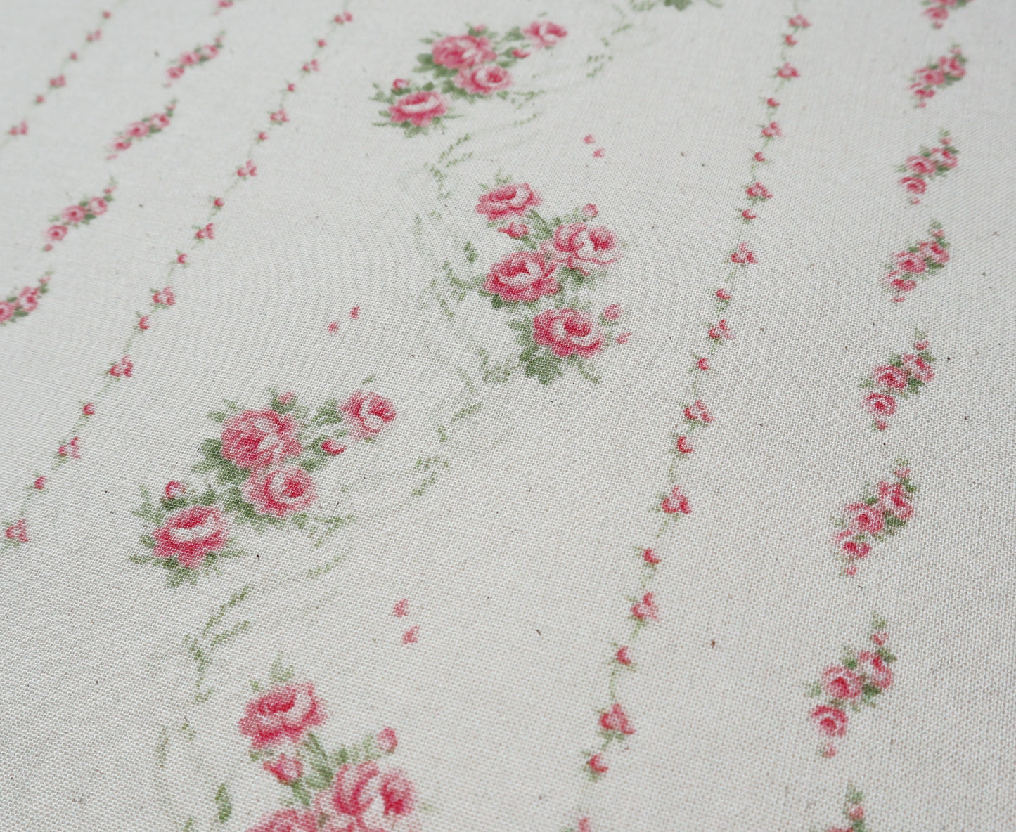 Delicate Roses Organic Cotton