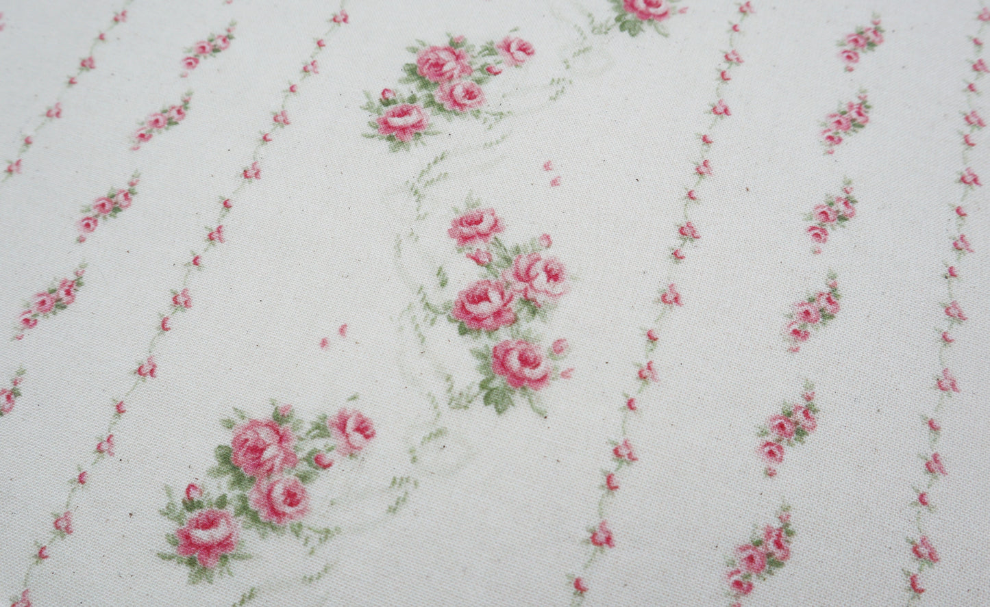 Delicate Roses Organic Cotton